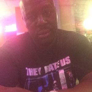 Meet your Posher, Corey